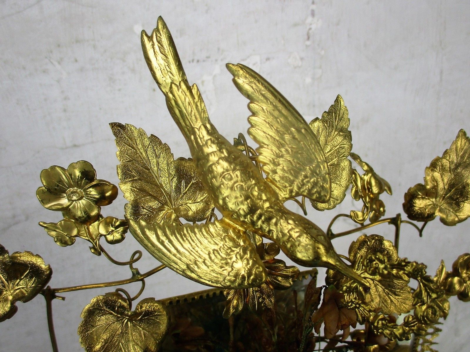 Antique Victorian French Bridal Wedding Dome Gold Gilt Leaves Ormolu Birds 19thc photo 556.0