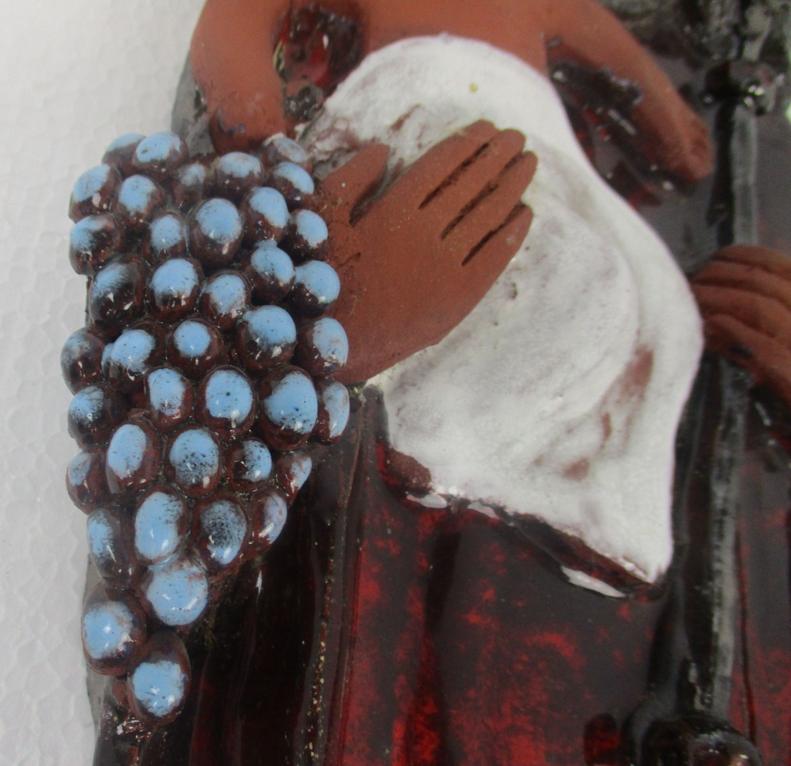 Wall Plaque Ceramic Our Lady Of Tongeren Black Madonna Infant Jesus Grapes Colle photo Art