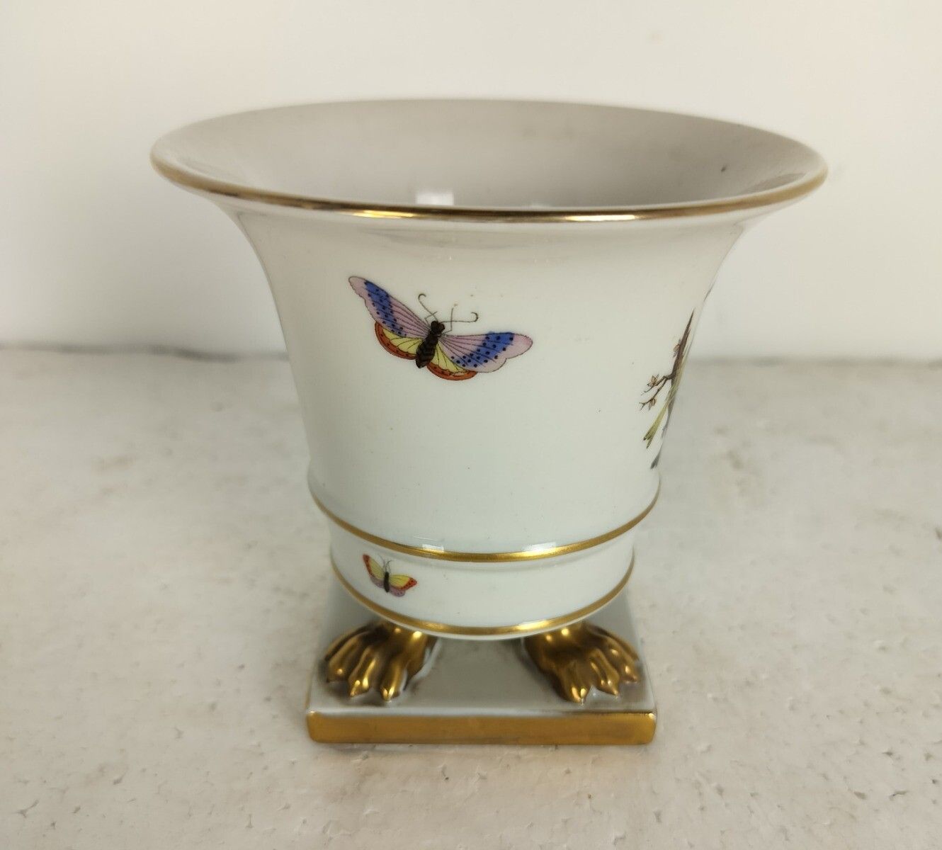 Jardiniere Nail Vase Herend Hungary Footed Paw Legs Rothschilds Birds Butterflie photo for sale