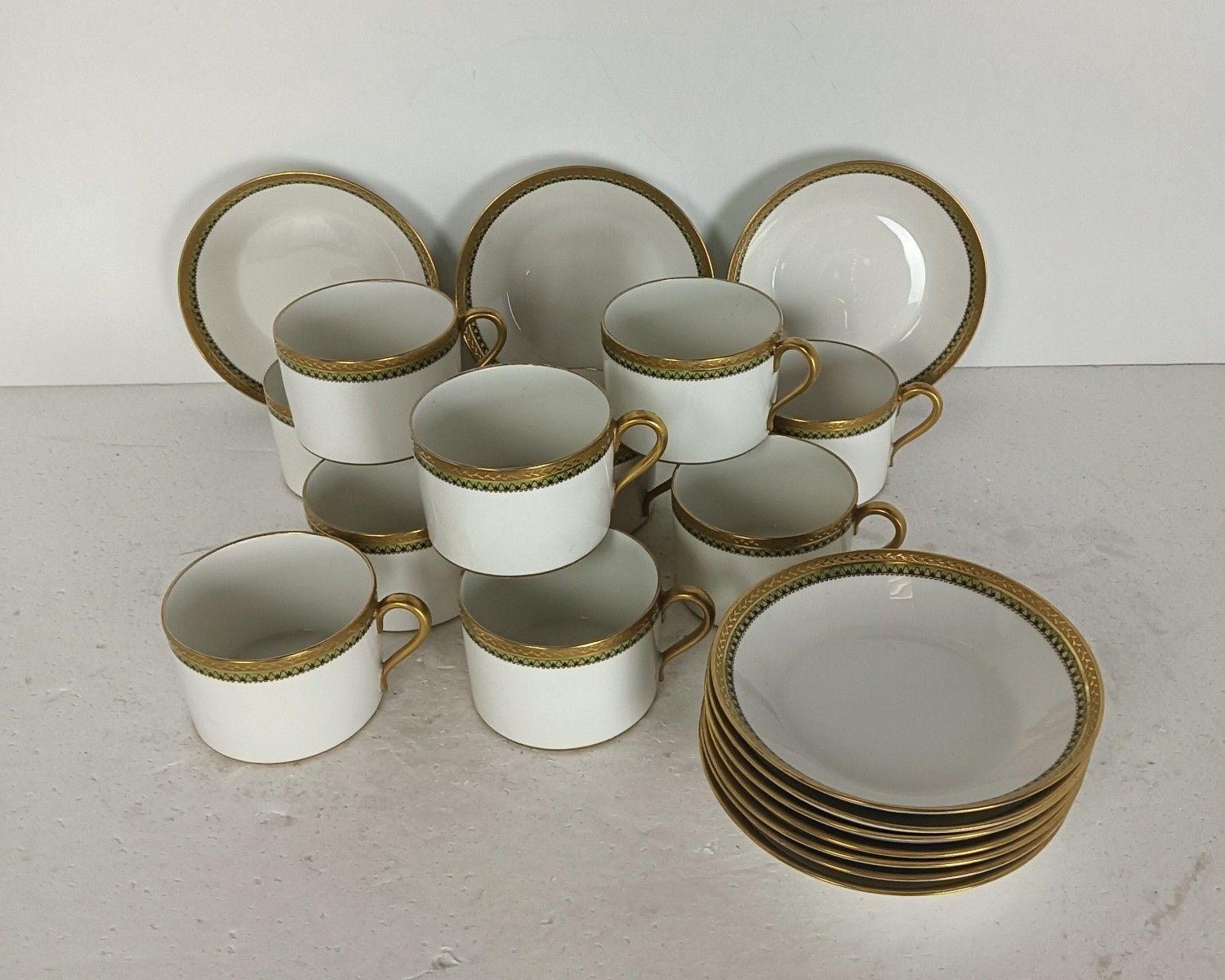 Antique Tableware  Gda Limoges White With Ivy And Gold Demitasse Cups And Saucer photo Home Decor