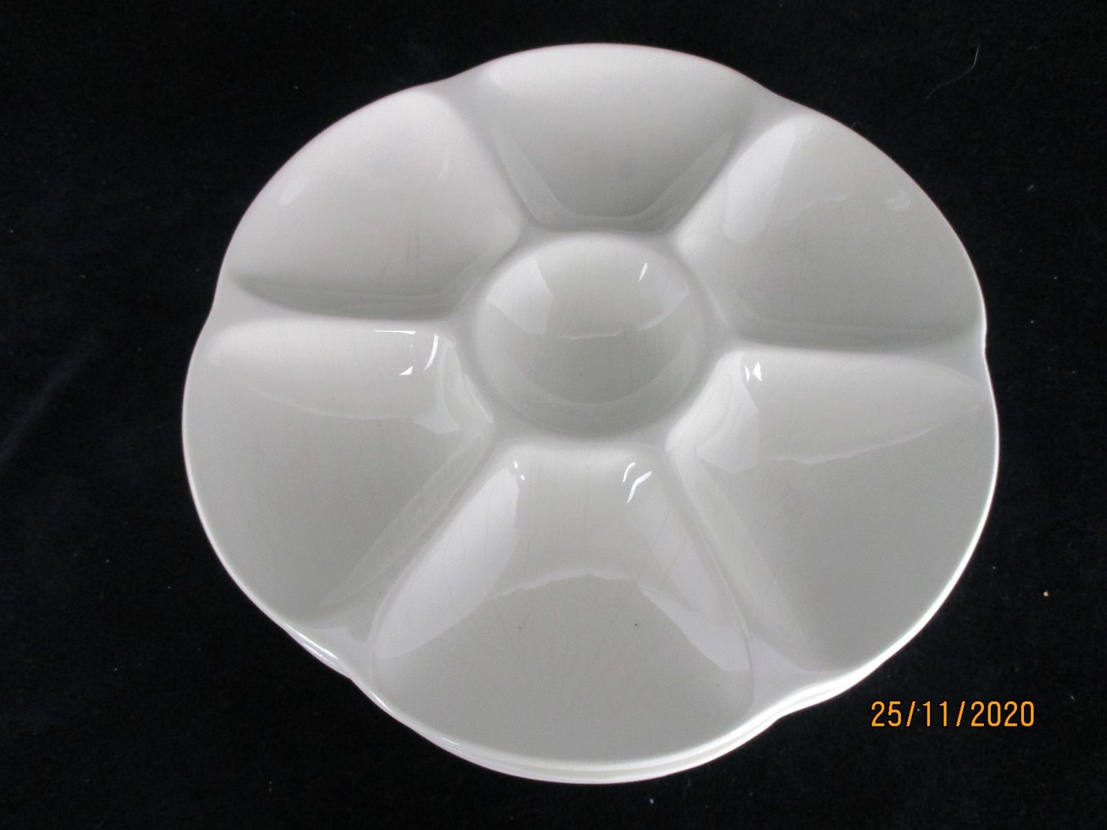 Set Of 4 French Gien Oyster Plates Porcelain Faience White Stylish France Marked photo for sale