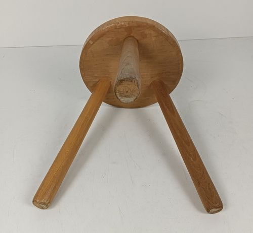 Vintage Milking Stool Pedestal Plant Stand Side Table Farmhouse Barn Style Tripo photo vinterior