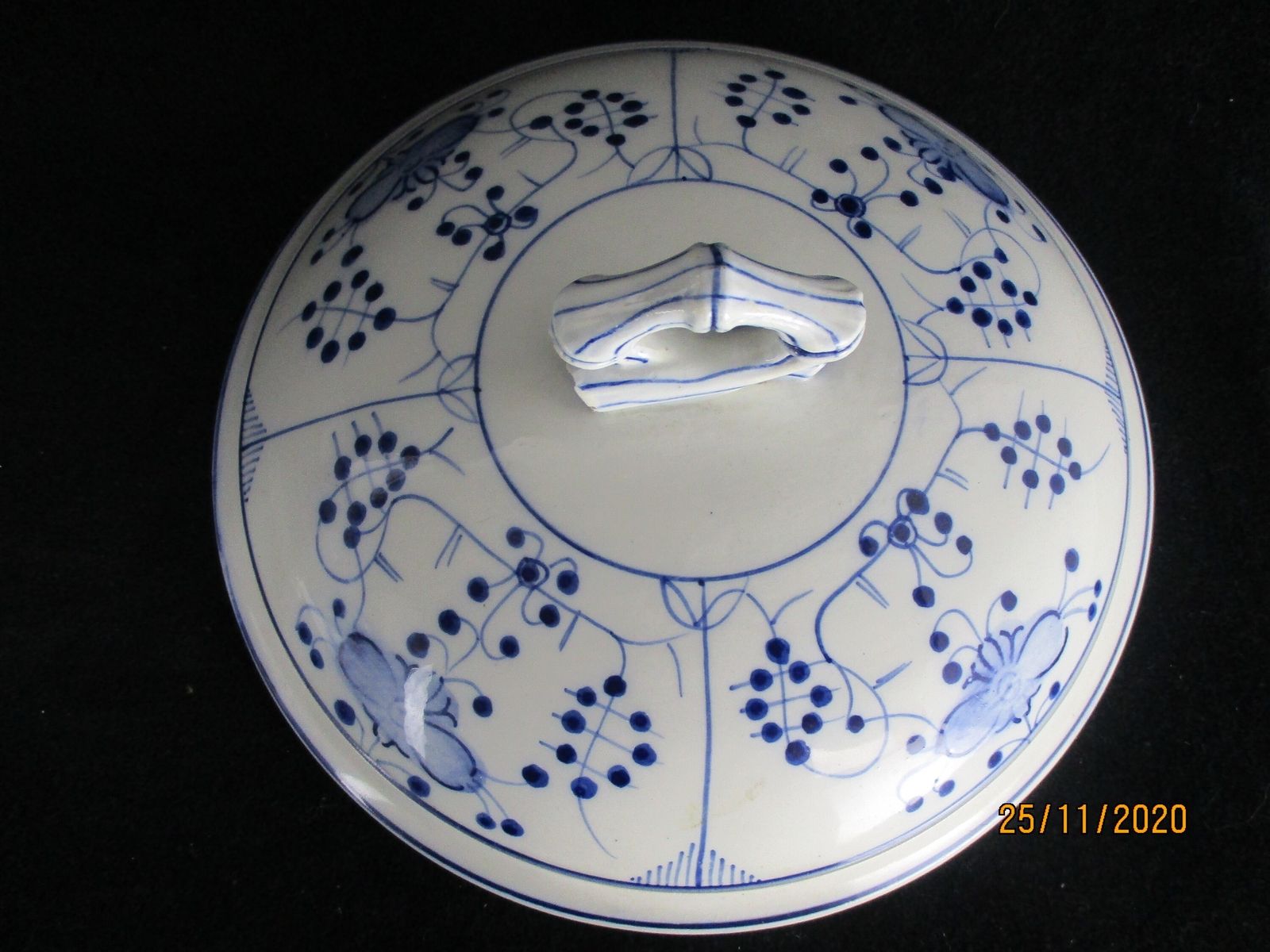 Antique Royal Copenhagen Blue Fluted Soup Tureen Dish Marked Sarreguemines 1875 photo Home Decor