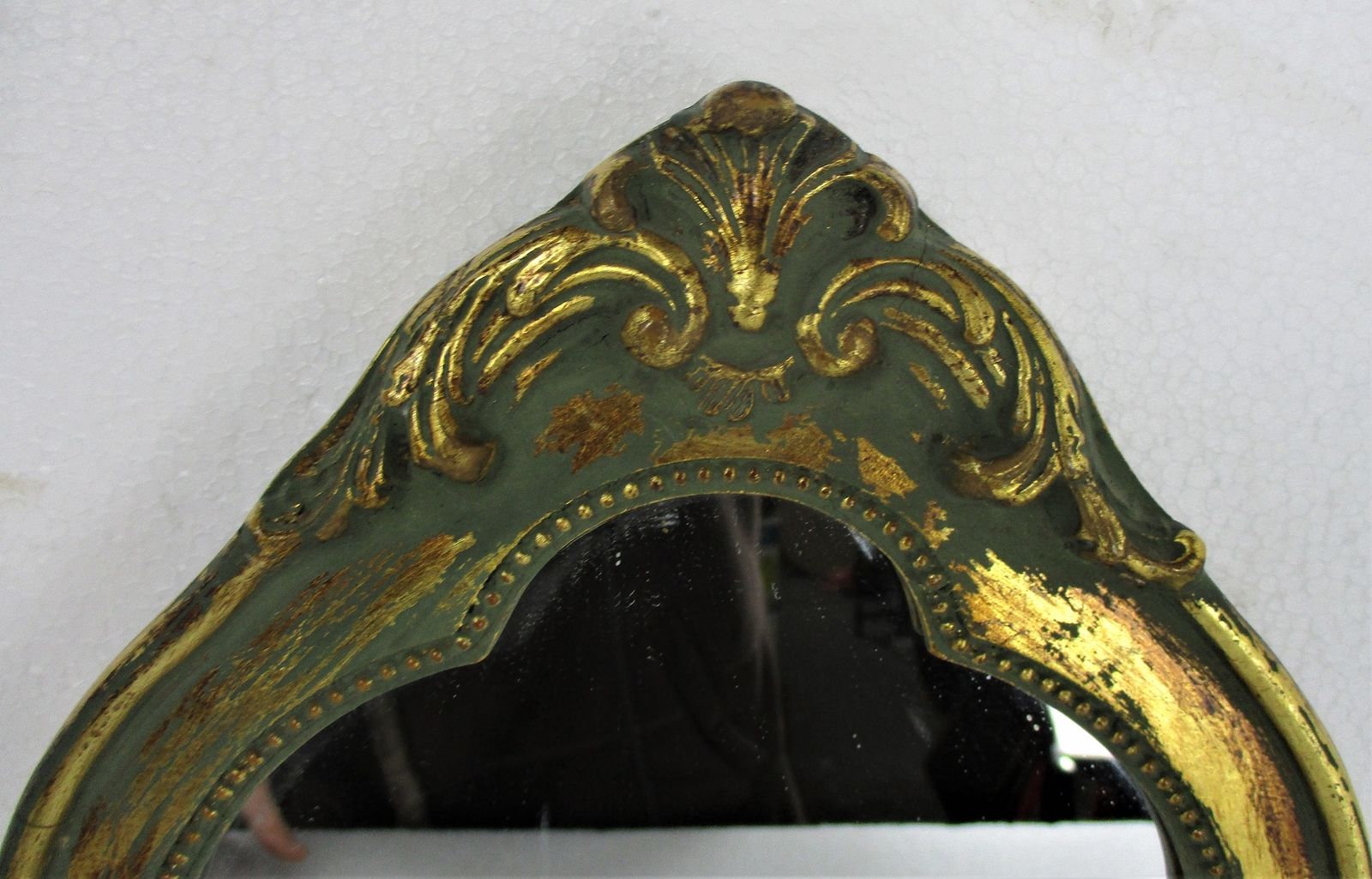Ornate Mirror Wood Plaster Gold Gilded Ornate Hollywood Regency Style photo furniture