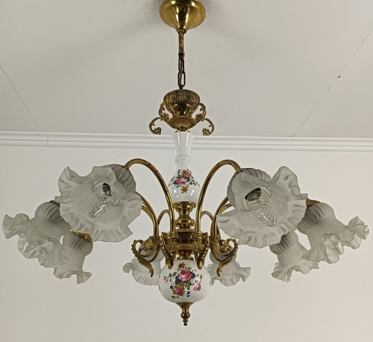 Chandelier Italian Italy Porcelain Tulip Shades Glass Brass 8 Lights Vintage Rom photo for sale