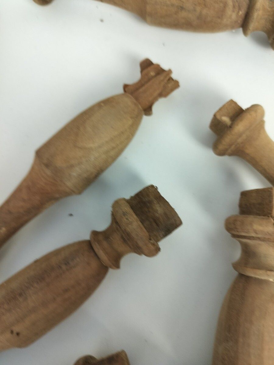 Set Of 22 Antique  Reclaimed Carved Wood Spindles Balusters Trim Posts Pillar Sa photo Home Decor