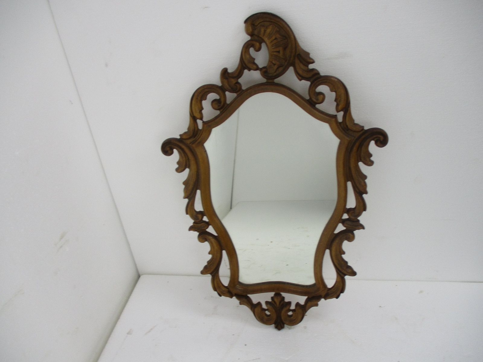 Large Beautiful Ornate Wooden Oak Wall Hanging Mirror Romantic Hollywood Regency photo furniture