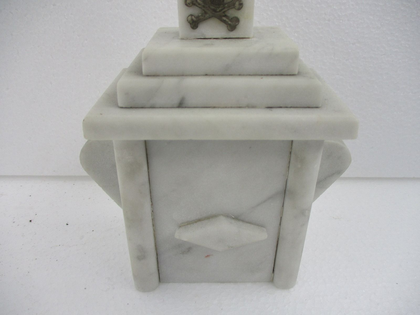 Antique Ornate Marble Onyx Jesus Christ Cross Cross Table Standing Crucifix 17.3 photo for sale