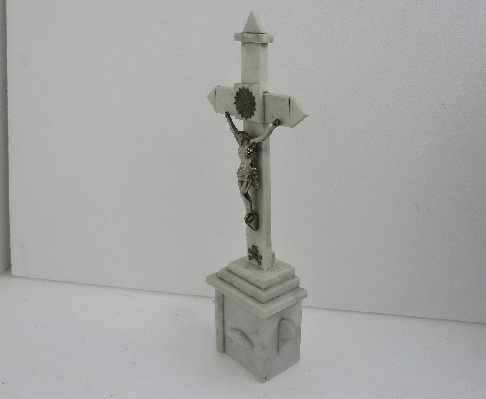Antique Ornate Marble Onyx Jesus Christ Cross Cross Table Standing Crucifix 17.3 photo vinterior
