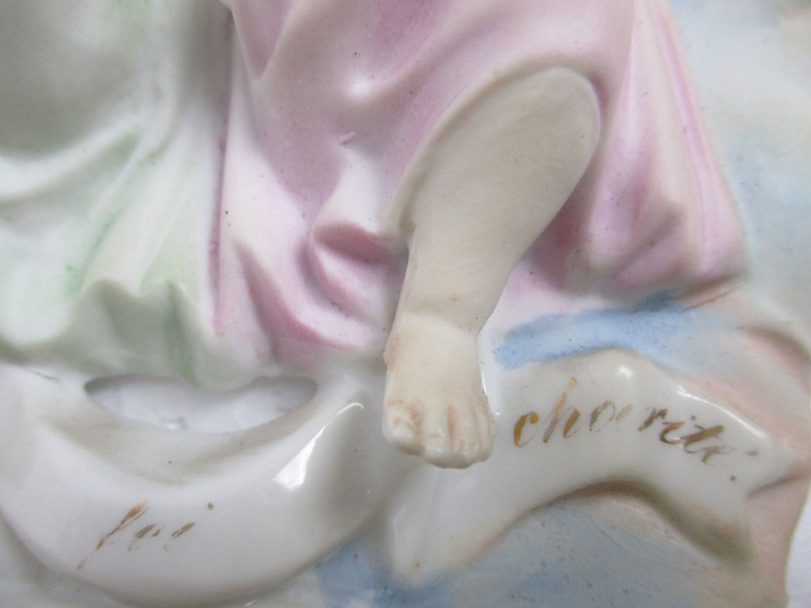 French Holy Water Font Vessel Infant Angels Jesus Christ Crucifix  Bisque Htf Lo photo vinterior