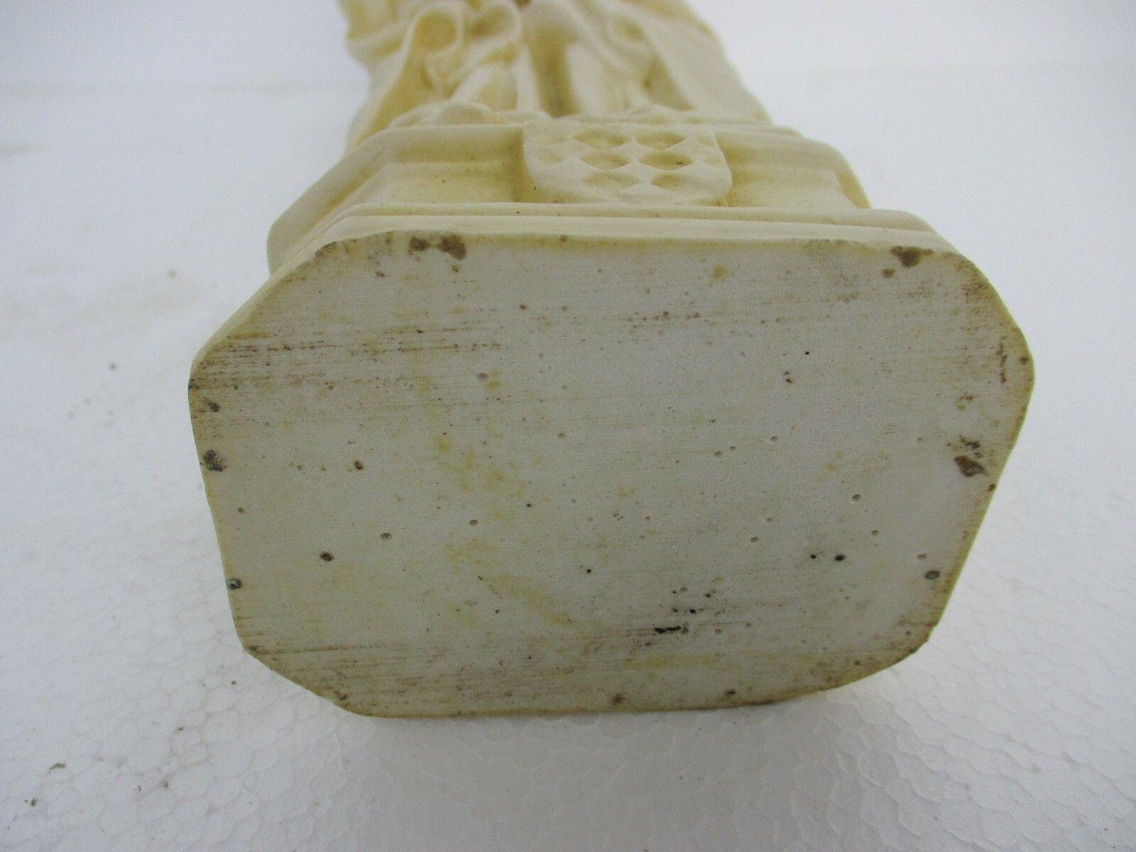 photo for sale Virgin Mary Madonna And Infant Child Jesus Resin Bible Golden Crown Statue