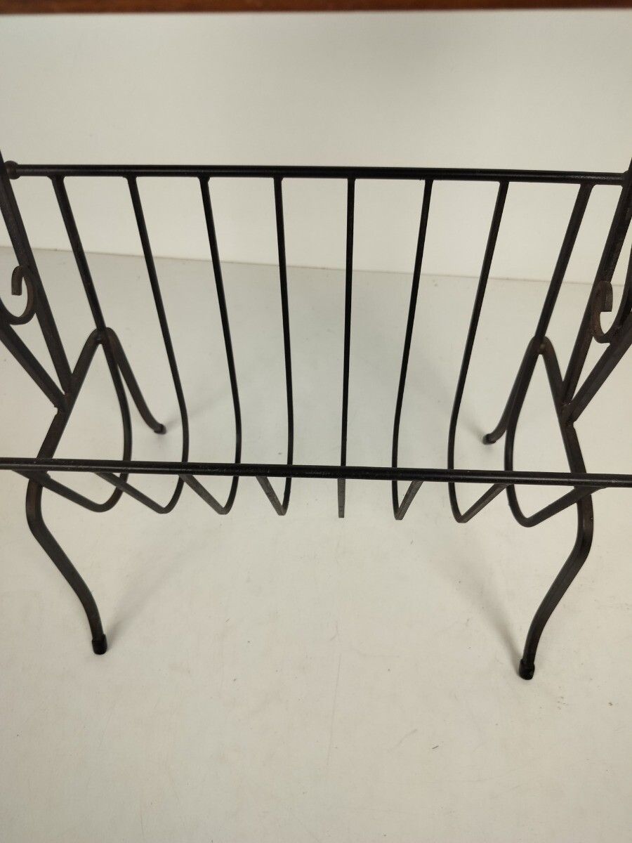 Funky Vintage Newspaper Magasine Basket Rack Side Table Wooden Top Ceramic Tile photo vintage