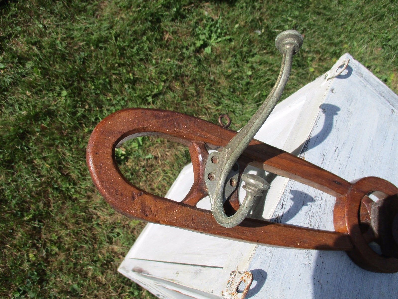 Vintage Coat Rack Kitchen Rack 3 Iron Hooks Industrial Style Wood photo 62.0