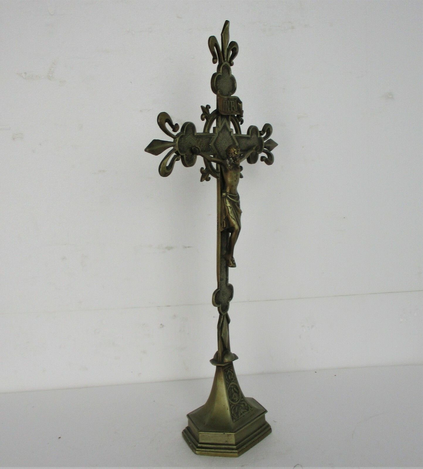 Xl French  Standing Altar Church Chapel Crucifix Cross Ornate Brass Fleur De Lis photo vinterior