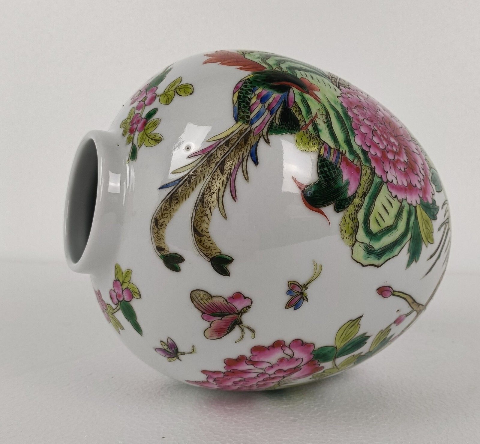 photo furniture Chinese Porcelain Vintage Family Rose Vase Polychrome Birds Ginger Jar No Lid