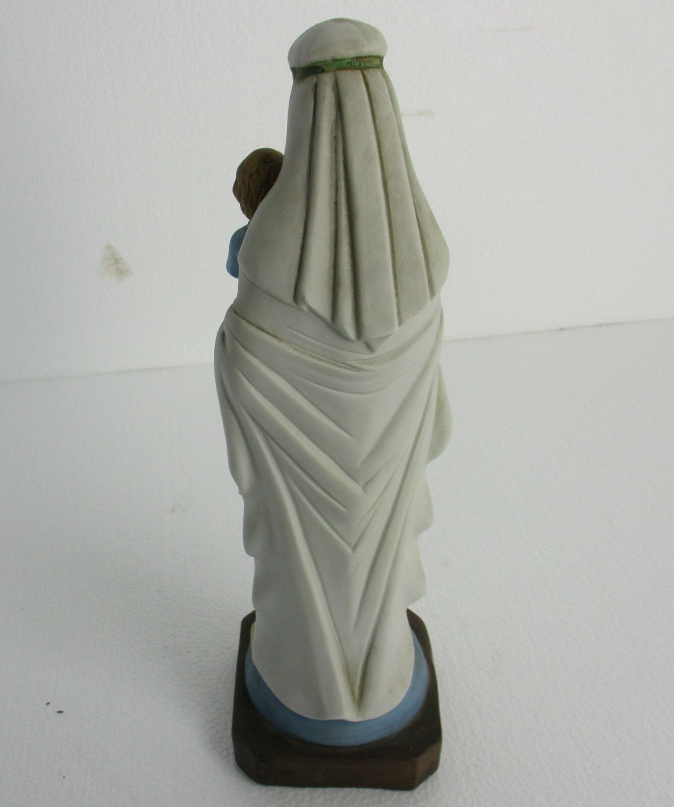 Statue Virgin Mary Our Lady Madonna Statue Infant Child Polychrome Tenderness photo vinterior