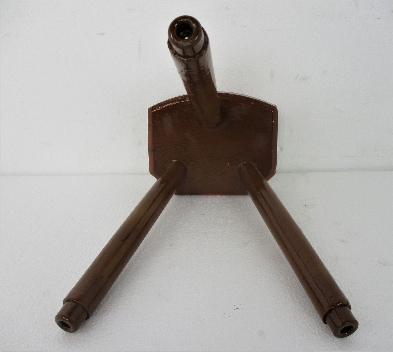 Small Vintage Hand Carved Wood Tripod Milking Stool Pedestal Table Plant Flower photo vinterior