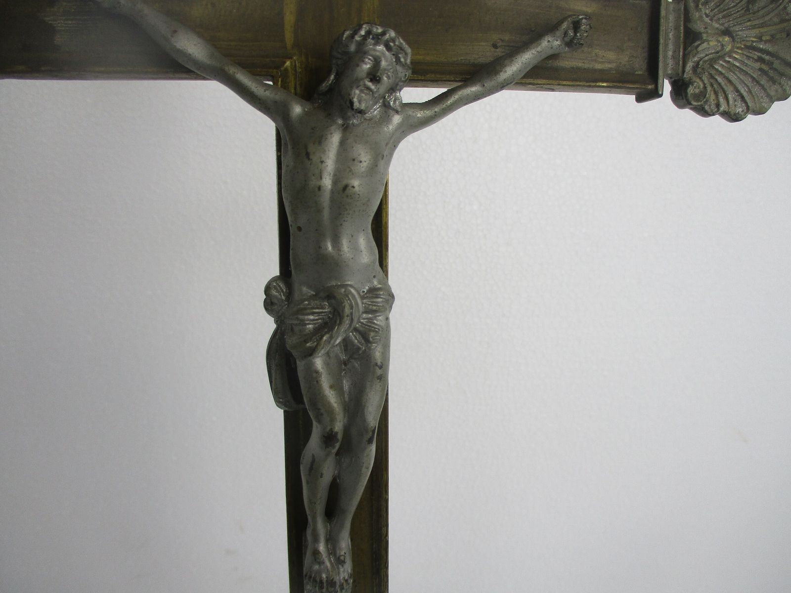 Large Mid Century Vintage Standing Crucifix Jesus Christ Cross Ornate Rare Altar photo for sale