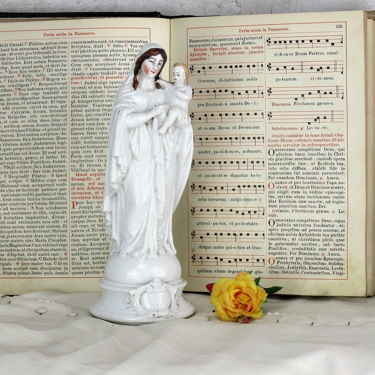 Large  Antique 1900  Vieux Paris Porcelain Bisque Statue Virgin Mary  11.81"