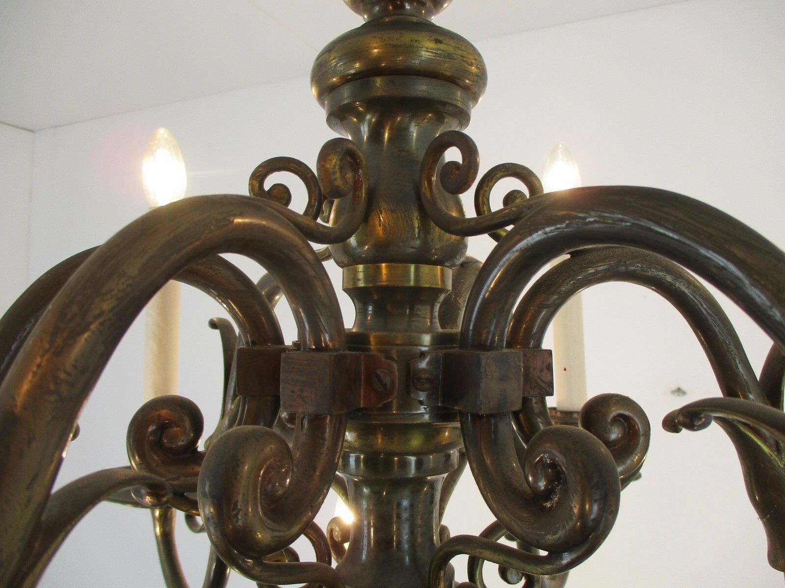 photo furniture Huge  3 Tier Flemish Dutch Chandelier 18 Arms Lights Brass Bronze Ducks Wow