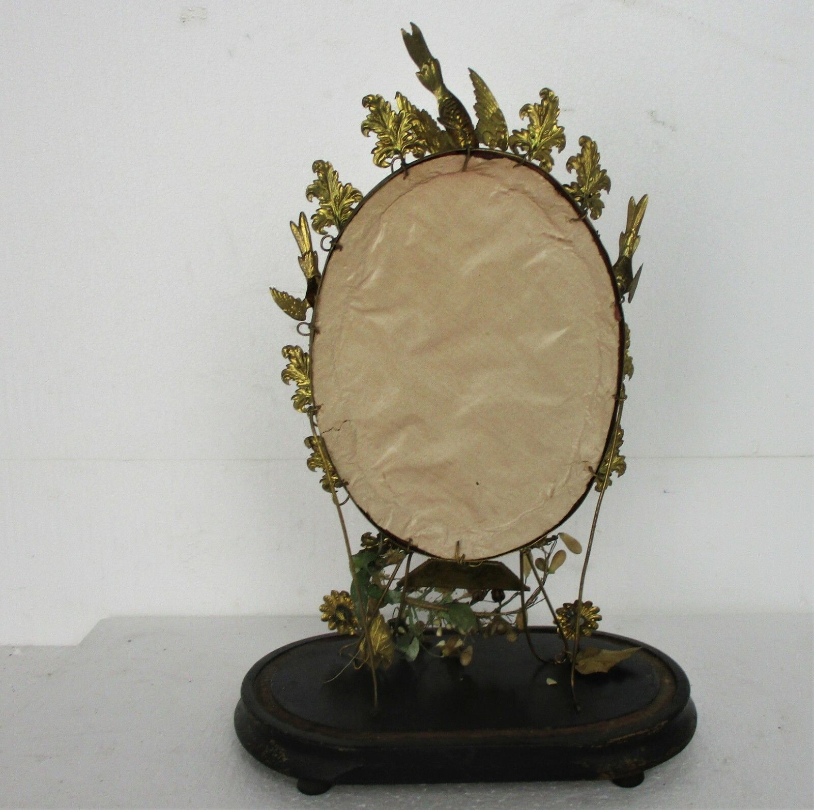 photo furniture Antique 1800 Victorian French Bridal Wedding Dome Gold Gilt Leaves Ormolu Birds