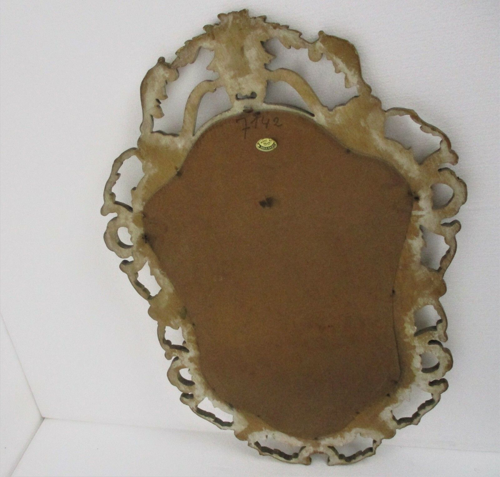 Large  Ornate Oval Wooden Wall Hanging Mirror Hollywood Regency Dollanzo photo vinterior
