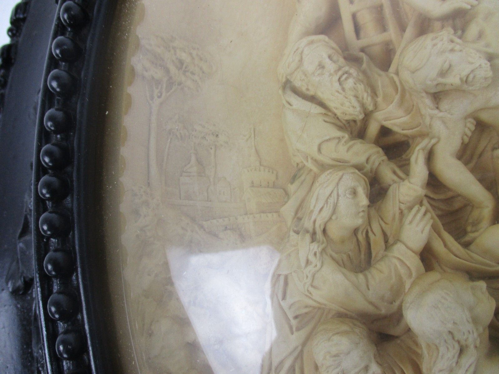 Antique Ornate Frame  Convex Glass Dome  Wood Jesus Taken Off The Cross Wow photo vinterior