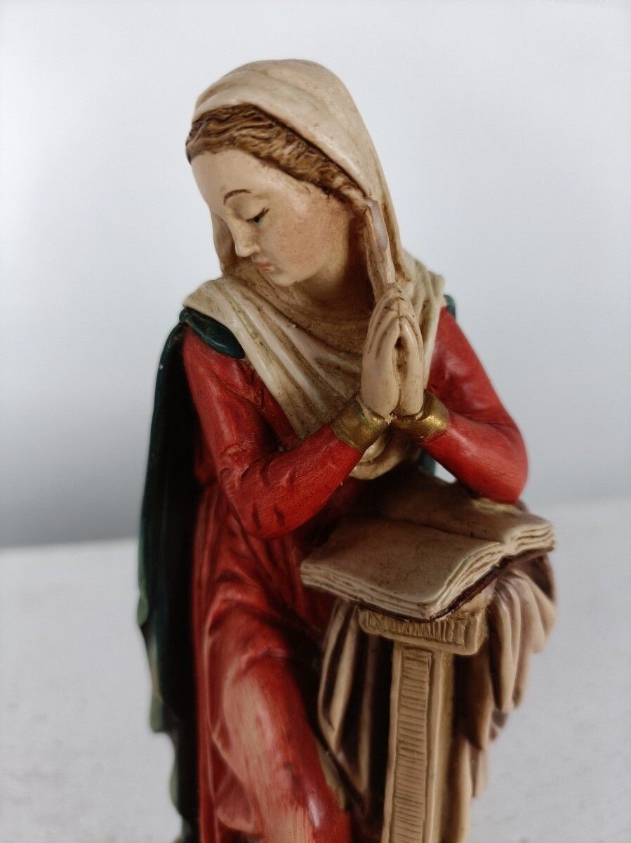 Gorgeous Statue Polychrome Resin Our Lady Madonna Mary Reading Bible With Infant photo vinterior