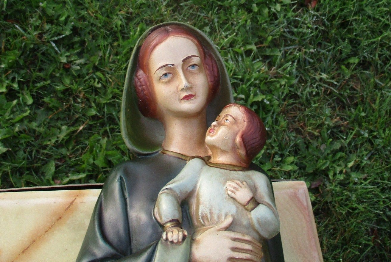 L Polychrome Virgin Mary Our Lady Of Flanders Madonna Infant Plaster Statue  21" photo vintage