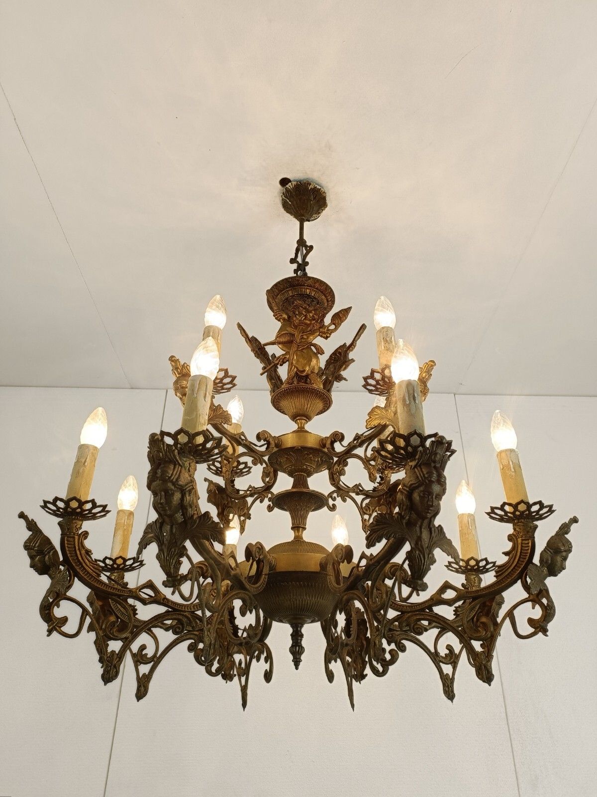 Large French Impressive 12 Arms Lights Castle Medusa Chandelier Lion Heads Htf photo Lighting