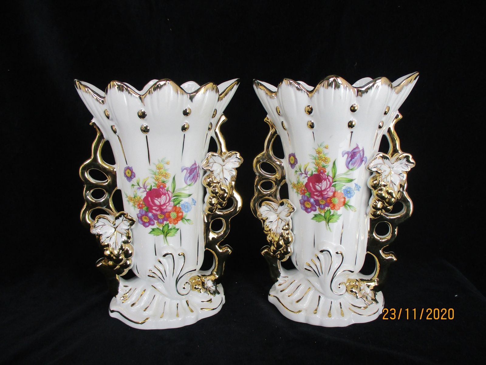 Pair Couple Vintage Porcelain Fan Flair Vases Flower Motif Beautiful Decorative photo furniture