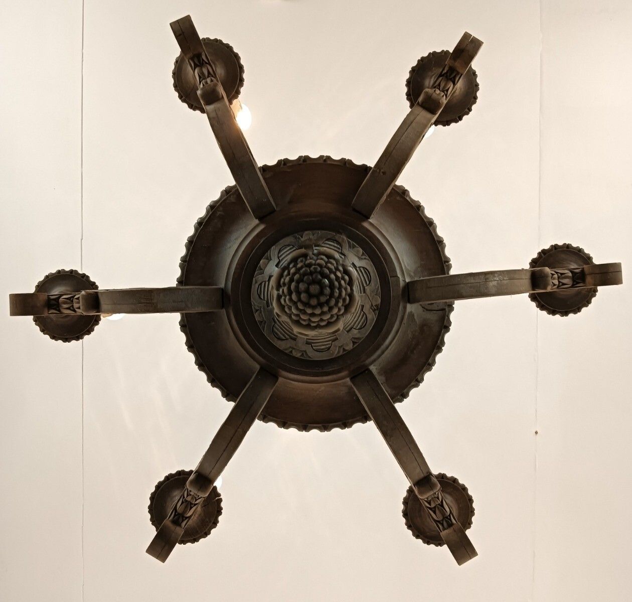 Hand Carved Ornate Wood Chandelier 6 Lights Arms Ceiling Light Lamp Mid Century photo vintage
