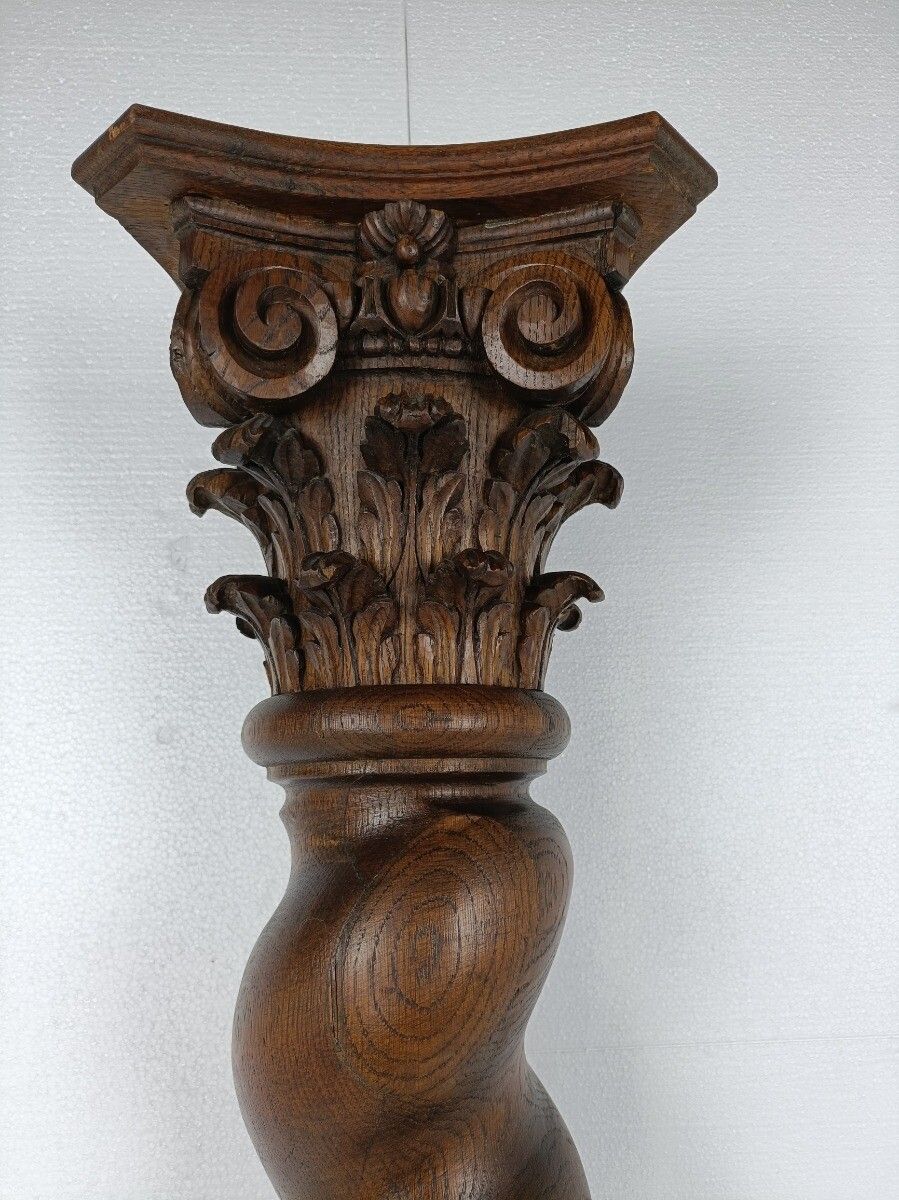Exquisite Barley Twist  Wooden Pillar Pedestal Display Side Occasional  Table Bo photo for sale