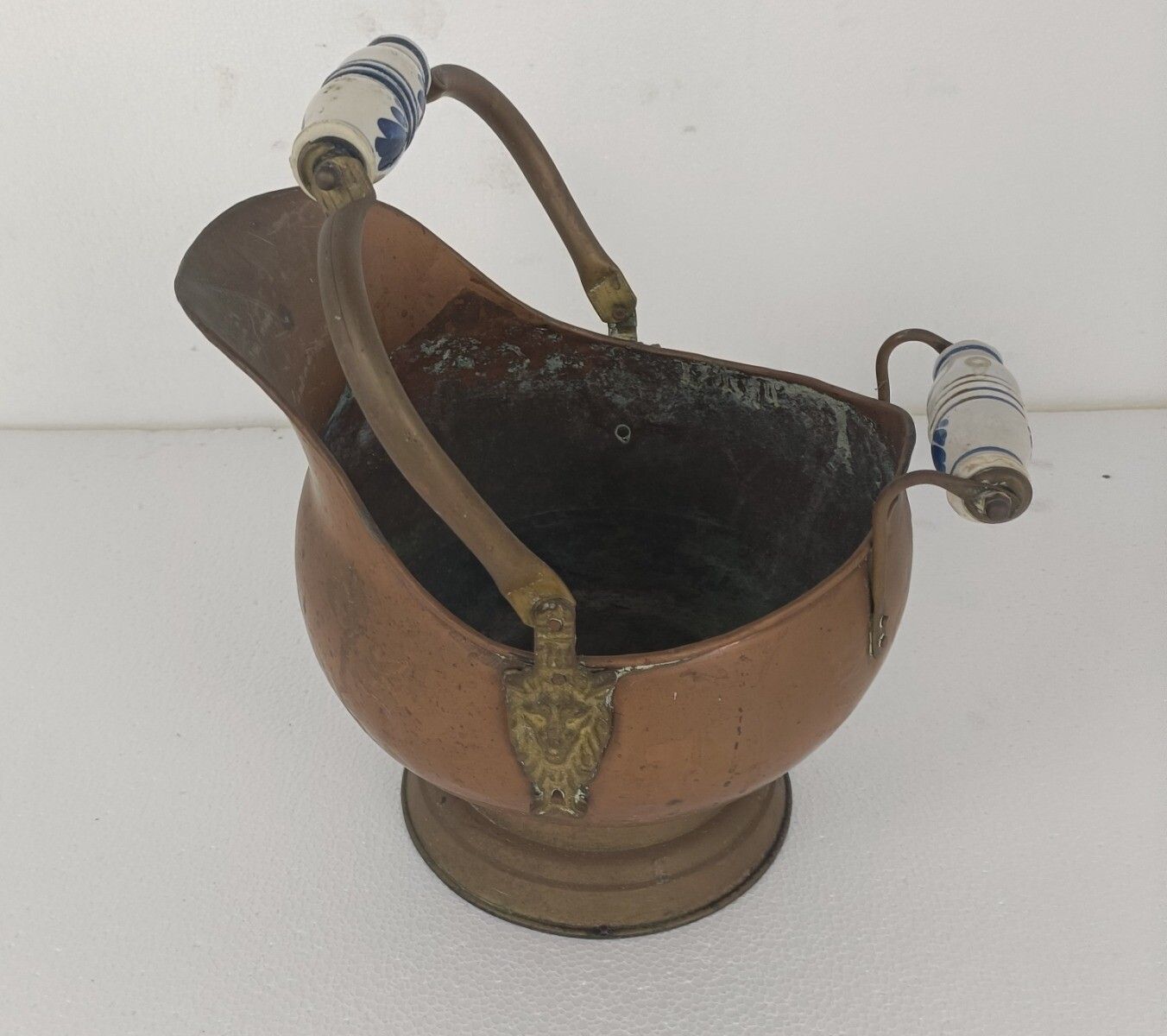 Antique Hammered Brass Kettle Bowl With Delft Blue White Porcelain Handles Plant photo buy