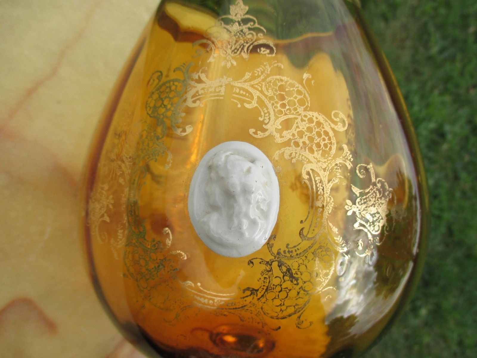 Vintage  Amber Round Chalice Vase Art Glass Lockets Gold Gilt photo vintage