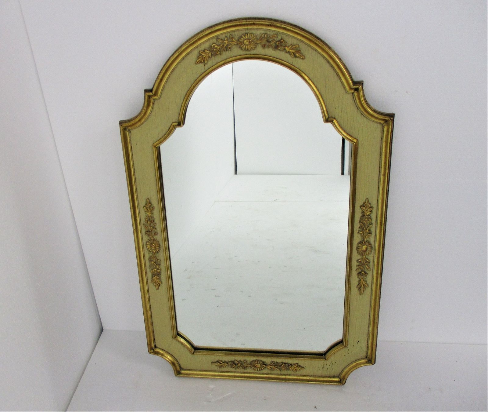 Beautiful Ornate White Wood Wall Hanging Mirror Romantic Hollywood Regency Gold photo furniture