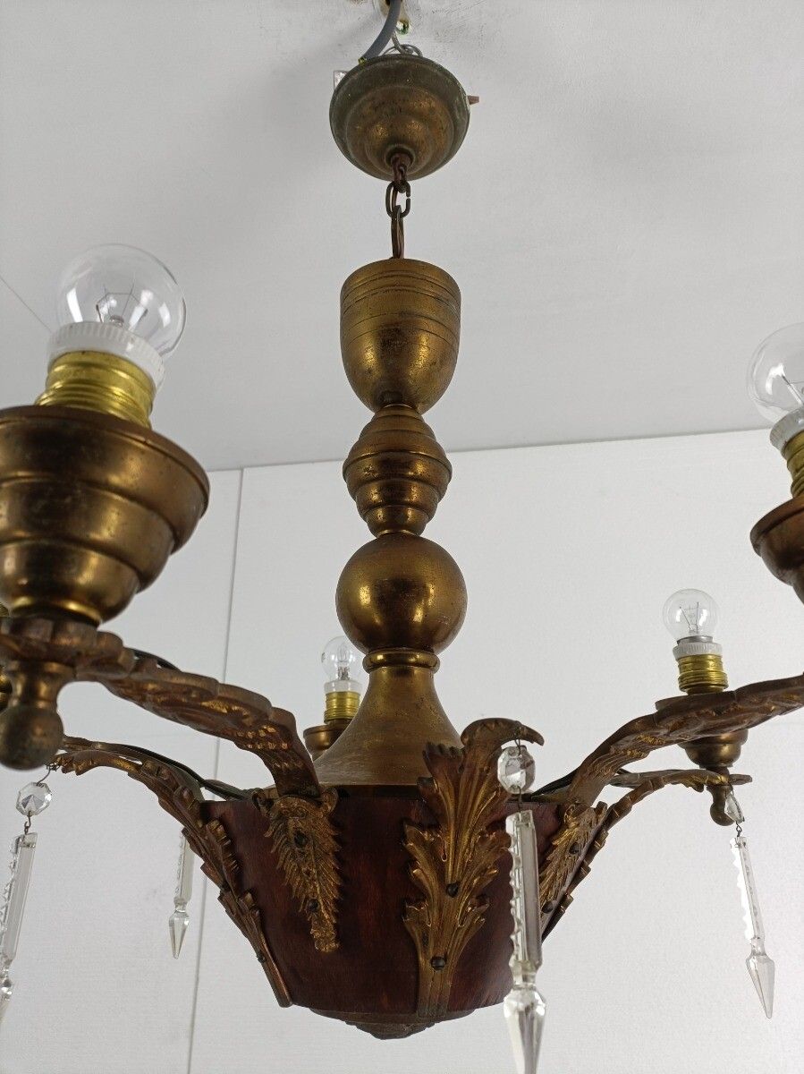 photo furniture Art Deco Chandelier Carved Wood Ornate Brass Leafs Prisms 5 Arm Lights Beautiful