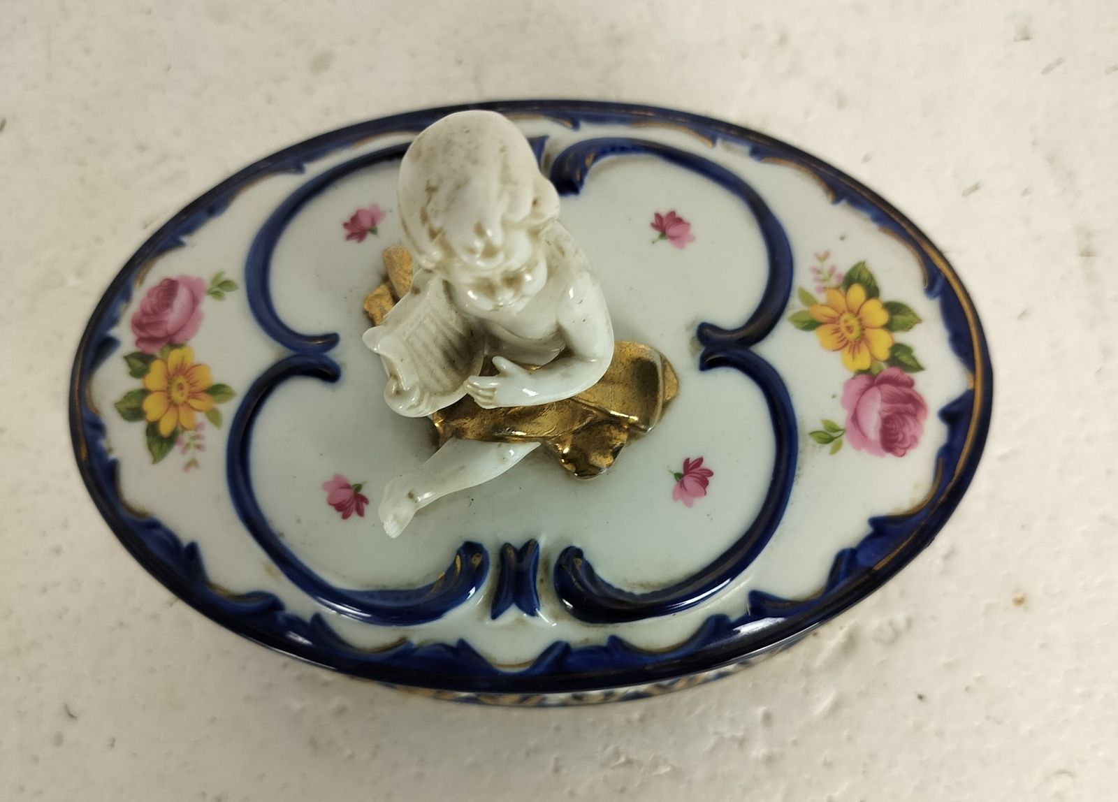 Vintage Capodimonte Italian Trinket Jewelry Box Porcelain Putti Playing Harp, Lo photo vintage