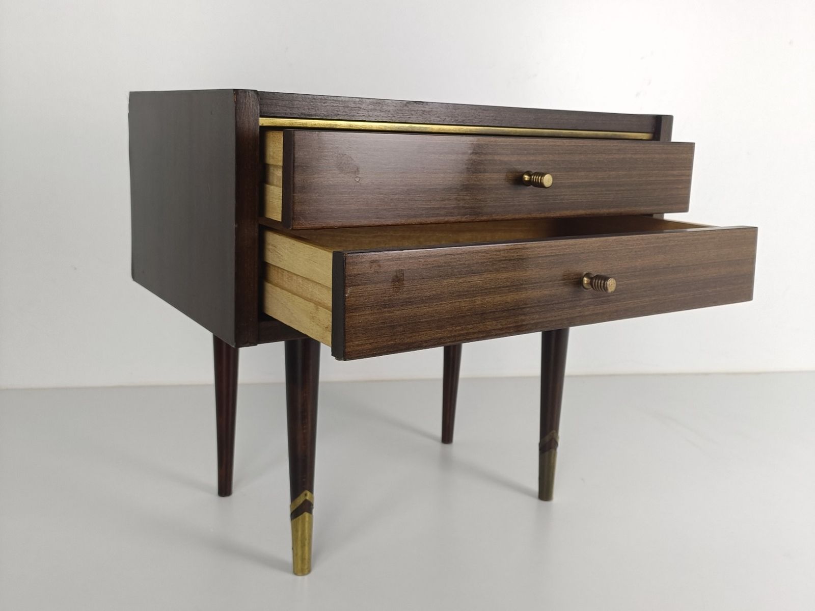 Funky Lackered Wood Nightstand Retro Vintage Brown End Table photo vinterior