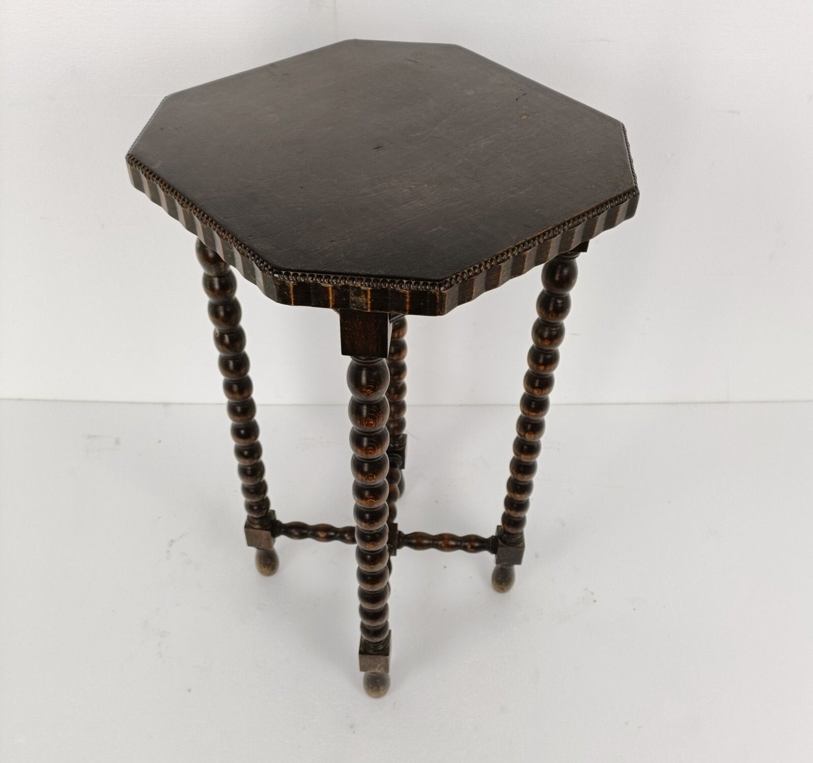 Pedestal Display Side Table Plant Stand Hobnails 4 Legs Ornate Wood Vintage photo 371.0