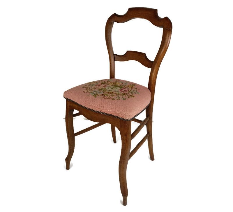 Parlor Chair French Provincial Hobnails Needlepoint  Fabric Ornate Carved Wood V