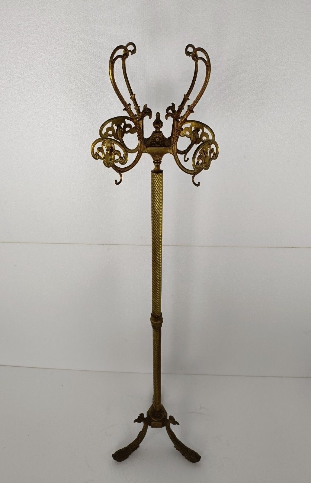 Standing Hall Tree Coat Hallway Rack Brass Fish  Base Hollywood  Regency Italy photo vintage