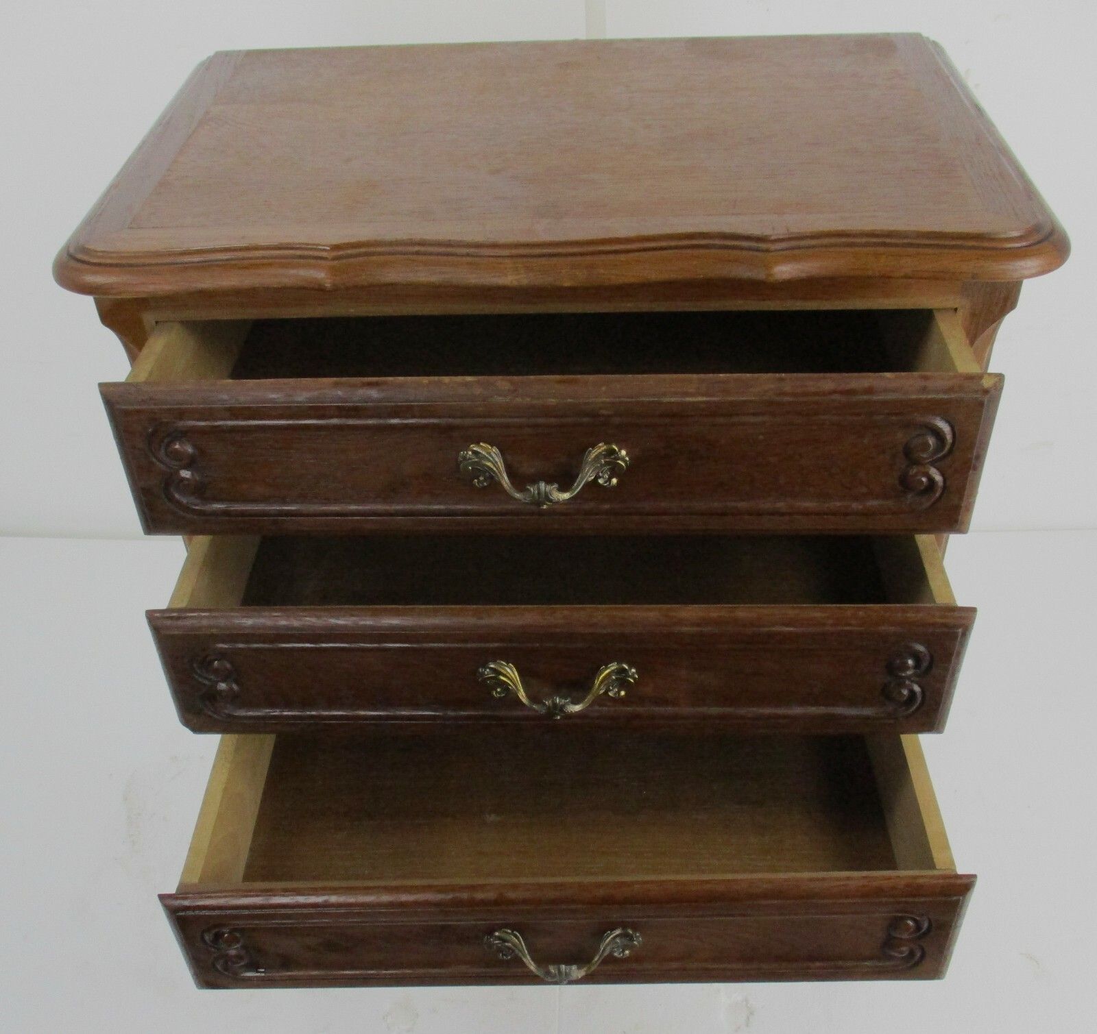 Chest Of Drawers Cabinet End Side Table Night Stand Queen Anne Style Marked photo 427.0