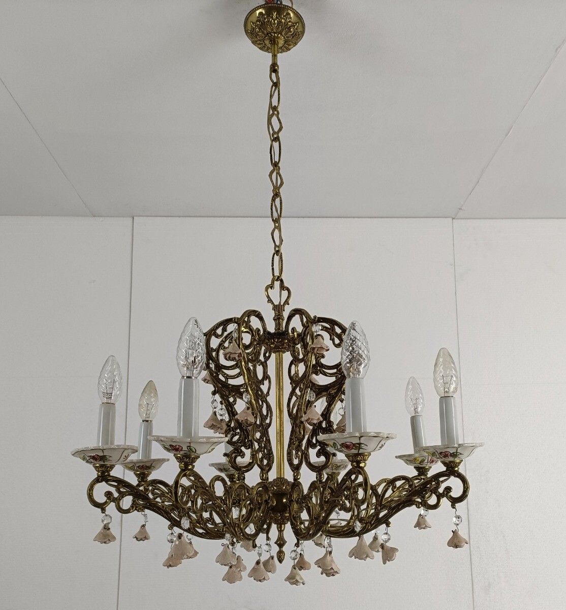 Impressive Chandelier Brass  Porcelain Flowers Prisms 8 Arm Lights Wow photo furniture