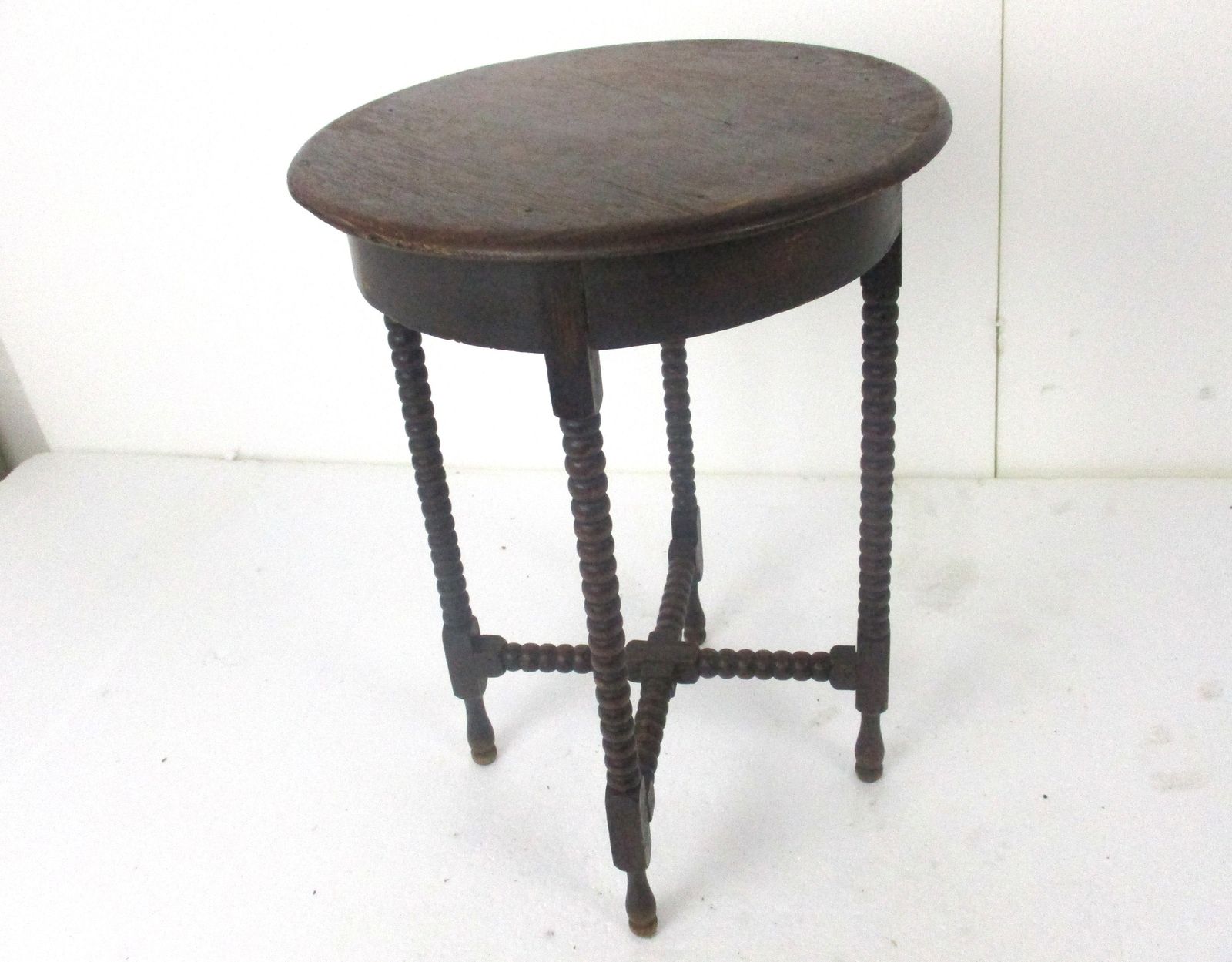 photo furniture Beautiful Wooden Side Display Coffee Side Wine Occasional Table Barn Country Hob