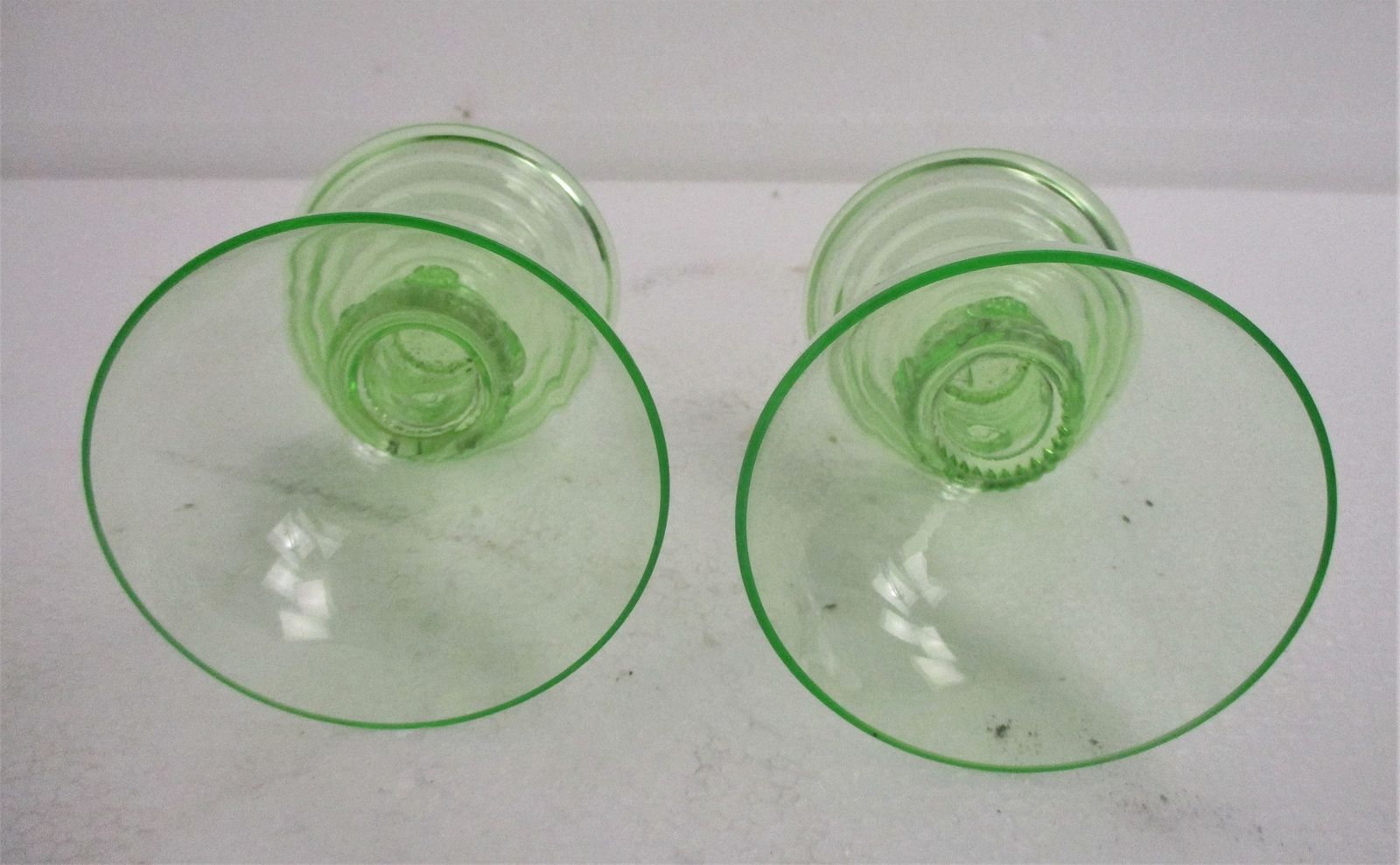 Pair Antique 19th Century Roemers Goblets Wine Glasses Bohemian Exquisite Green photo vinterior