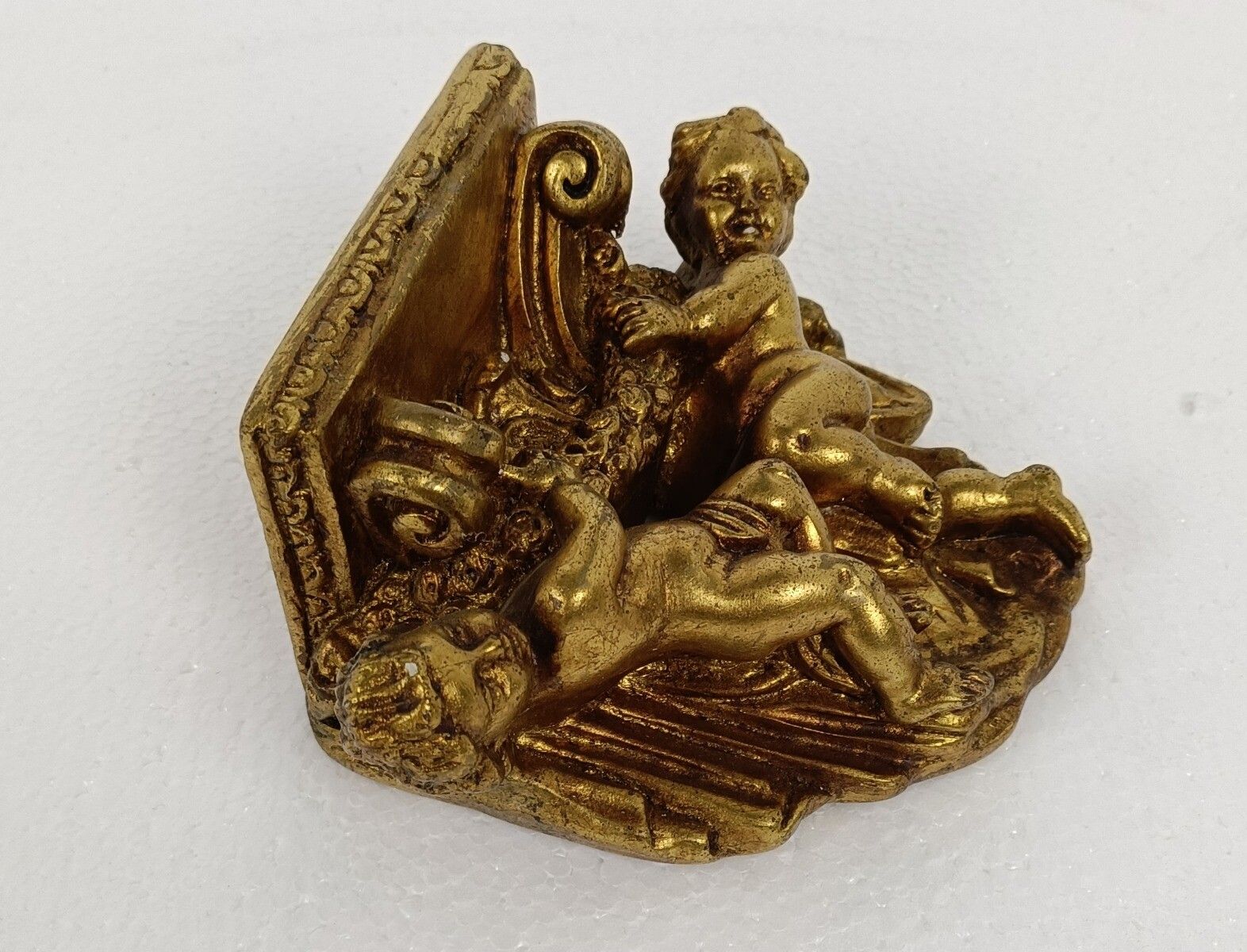 Ornate Wall Mounted Putti Angels Console Shelf Rack Gold Gilded  Hollywood Regen photo furniture