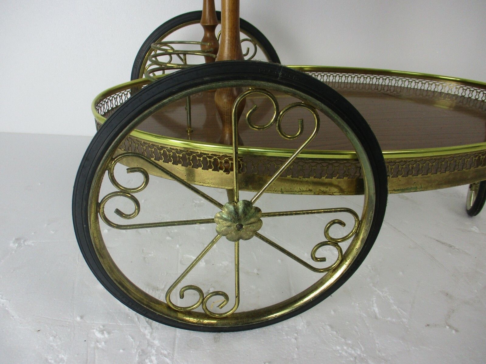 Oval Bar Cart Trolley Cocktail Kitchen Island  Tray Hollywood Regency Funky Vtg photo furniture