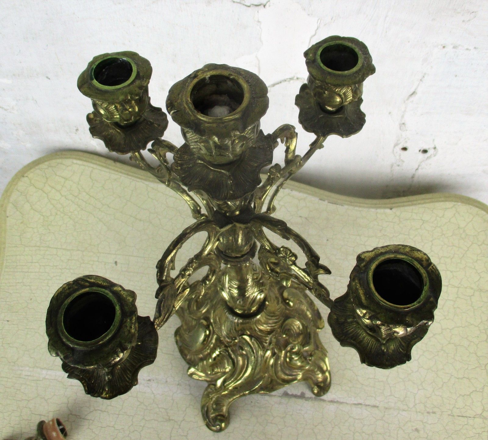 Gorgeous Brass Ornate Embossed  Candle Holder Stick Candelabra 5 Arm  Sniffer photo vintage