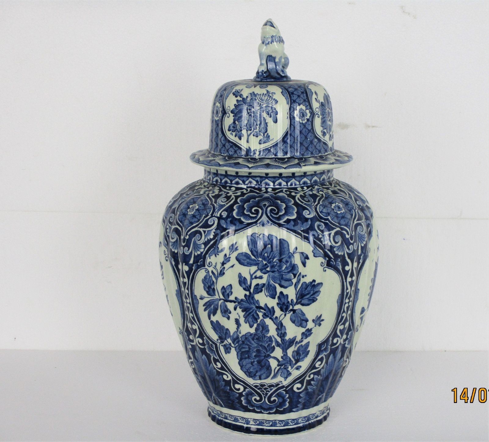 Large Royal Sphinx Maastricht Delft Vase Urn Marked Blue White Foo Dog 17.71&Quo photo for sale